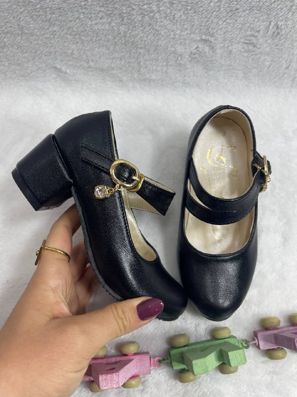 تصویر اصلی کفش مجلسی دخترانه مدل کلاسیک 2