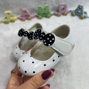 تصویر اصلی کفش عروسکی نوزادی مدل آدرینا