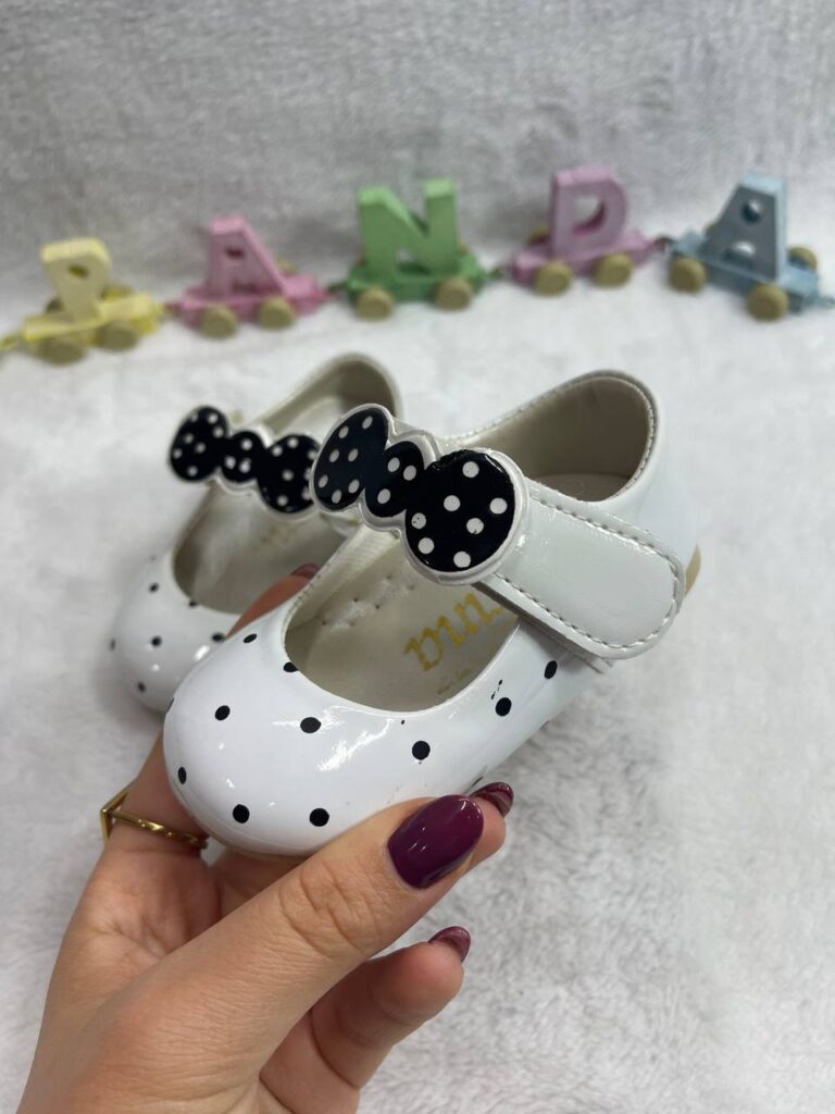 تصویر اصلی کفش عروسکی نوزادی مدل آدرینا