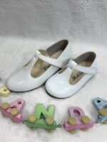 تصویر تک رنگ سفید کفش عروسکی دخترانه مدل smile4